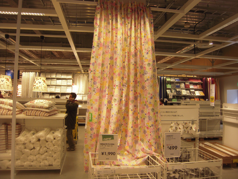フラワーカーテン＠IKEA